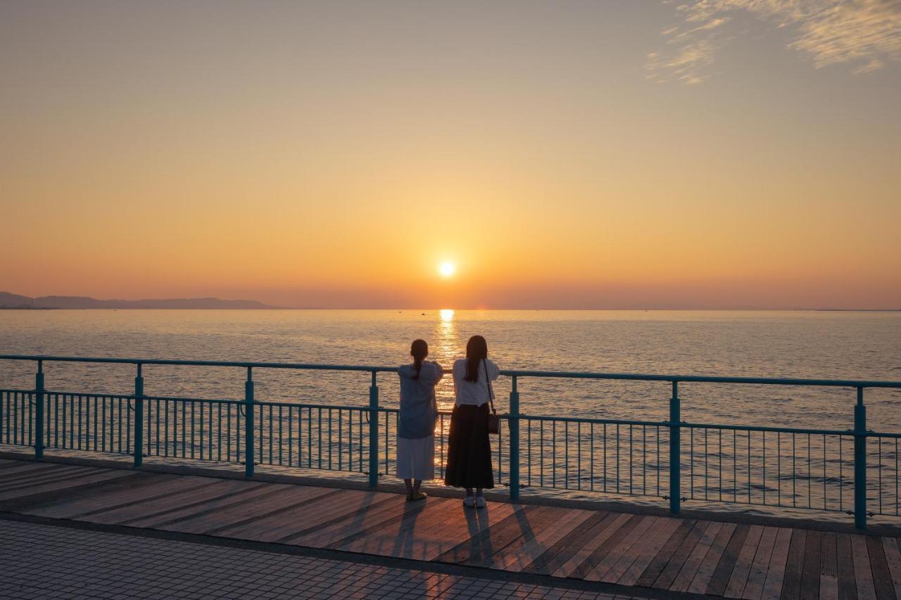 Omo Kansai Airport By Hoshino Resorts Идзумисано Экстерьер фото Sunset at the promenade