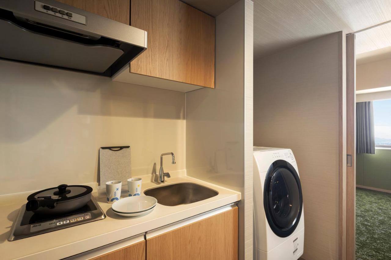 Omo Kansai Airport By Hoshino Resorts Идзумисано Экстерьер фото A typical kitchenette