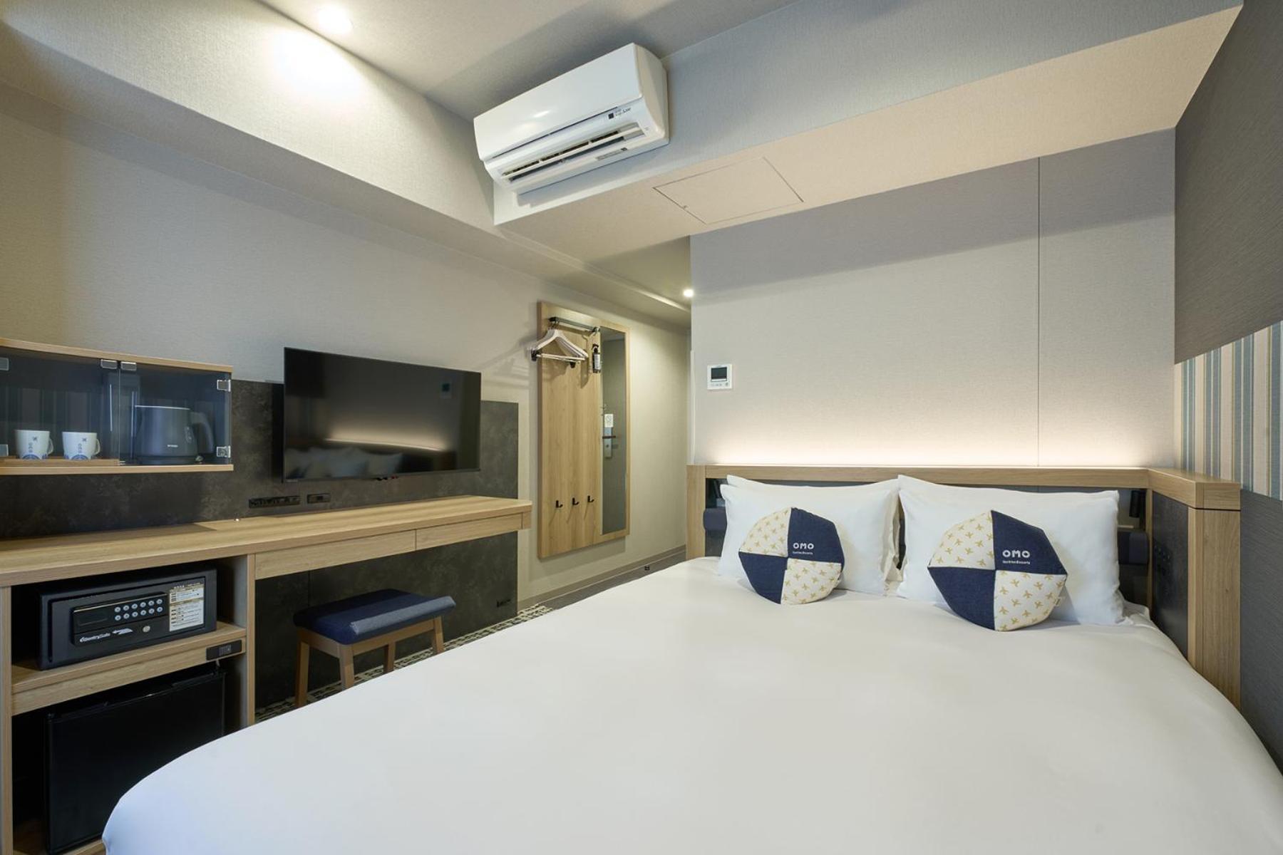 Omo Kansai Airport By Hoshino Resorts Идзумисано Экстерьер фото A room at Hotel Winstar Kobe